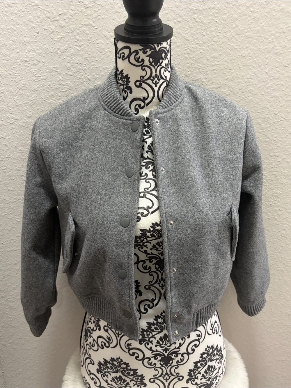 H&M gray cropped bomber jacket